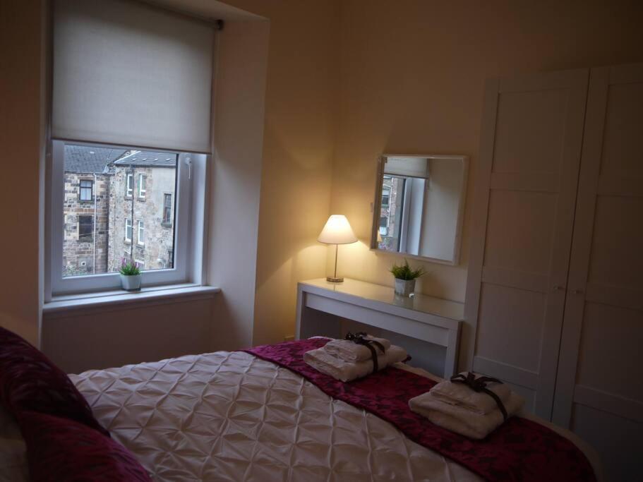 Fabulous Location, One Bedroom West End Flat, Just Off Byres Rd, Close To Sec & Hydro Glasgow Exterior foto