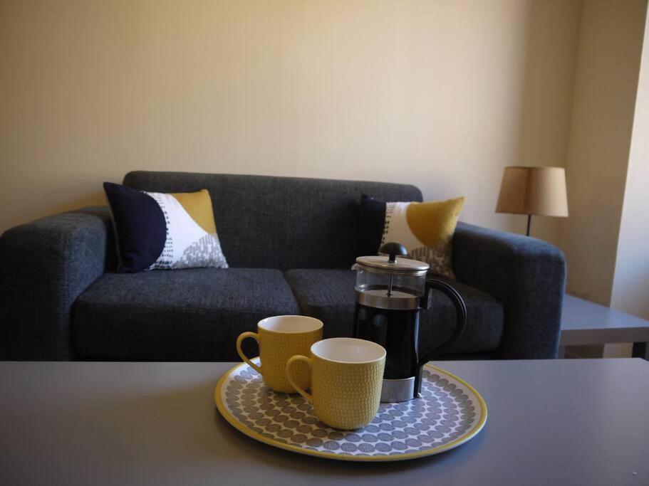 Fabulous Location, One Bedroom West End Flat, Just Off Byres Rd, Close To Sec & Hydro Glasgow Exterior foto